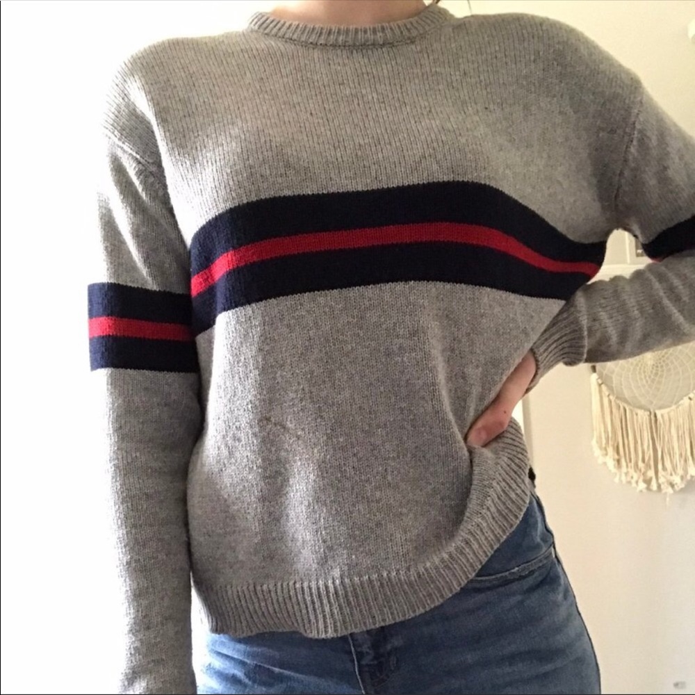 ♡ RARE BRANDY MELVILLE SWEATER ♡